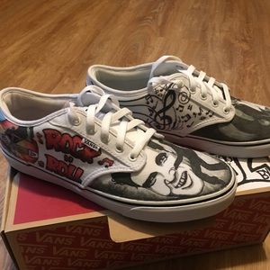 Item sold. Contact to order custom shoes.